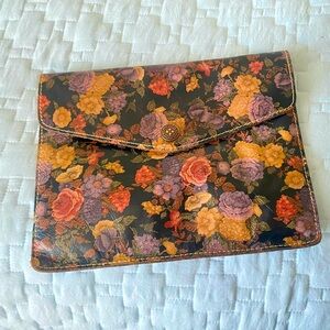 Patrícia Nash envelope like new! 
No callouts.